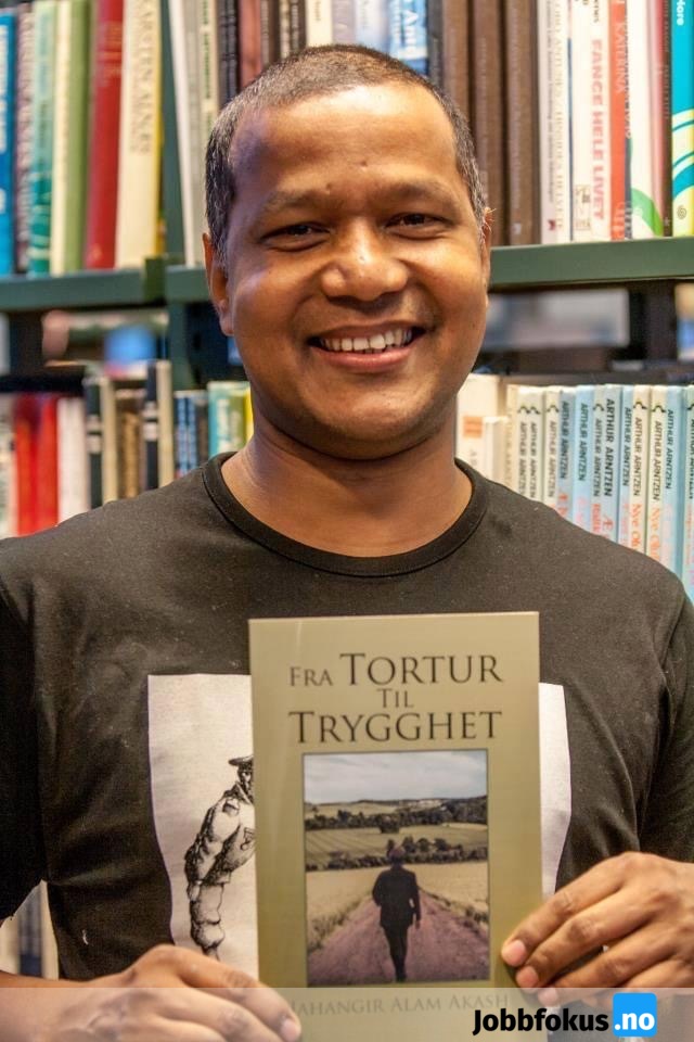 Jahangir Akash, jobbveileder i NAV